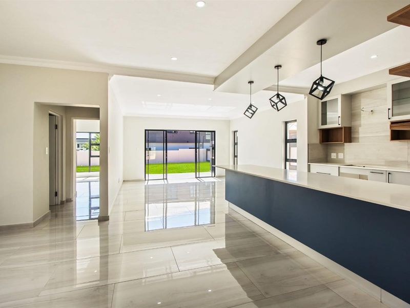 luxurious completed standalone for sale in Roodepark Eco Estate Kameeldrift East Pretoria Gauteng - Photo 8