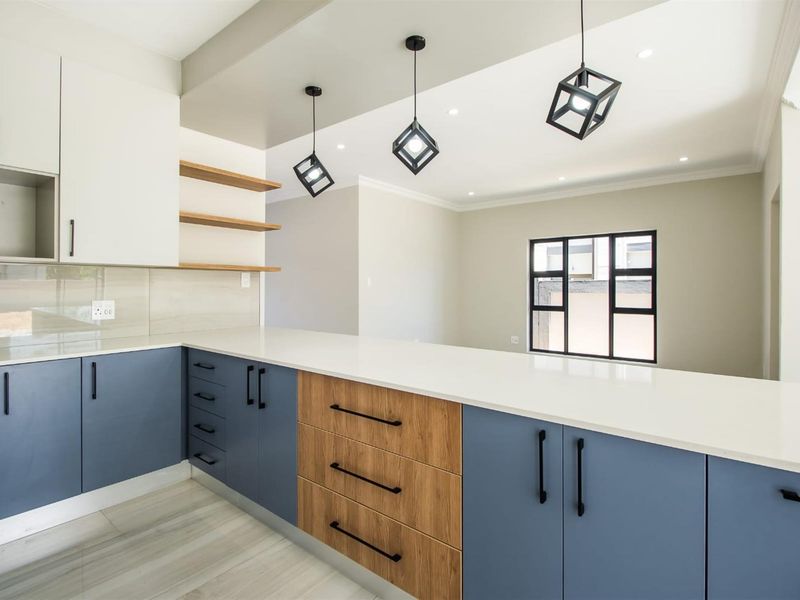 luxurious completed standalone for sale in Roodepark Eco Estate Kameeldrift East Pretoria Gauteng - Photo 5