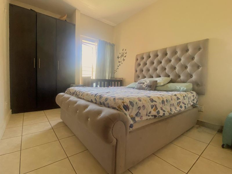 Modern Ground Floor Apartment in Blue Stream Lifestyle Estate - Photo 5