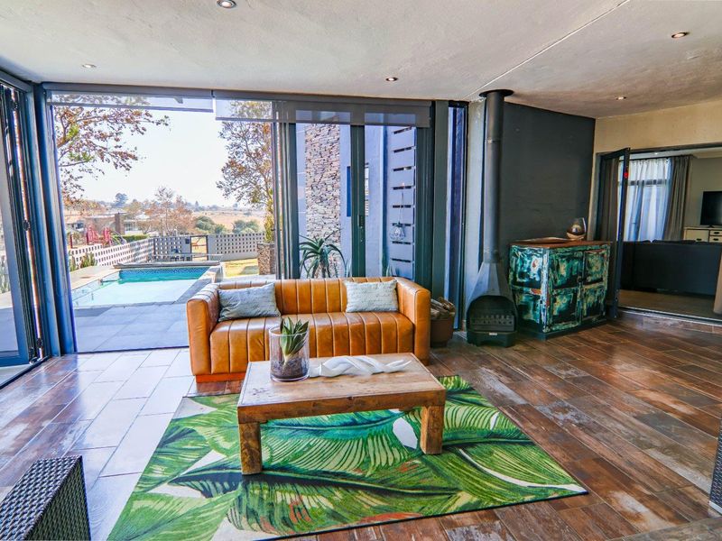 Contemporary Industrial Living | Parkside Position | Sustainable Design - Photo 4