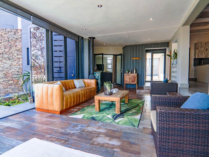 Contemporary Industrial Living | Parkside Position | Sustainable Design - Photo 6