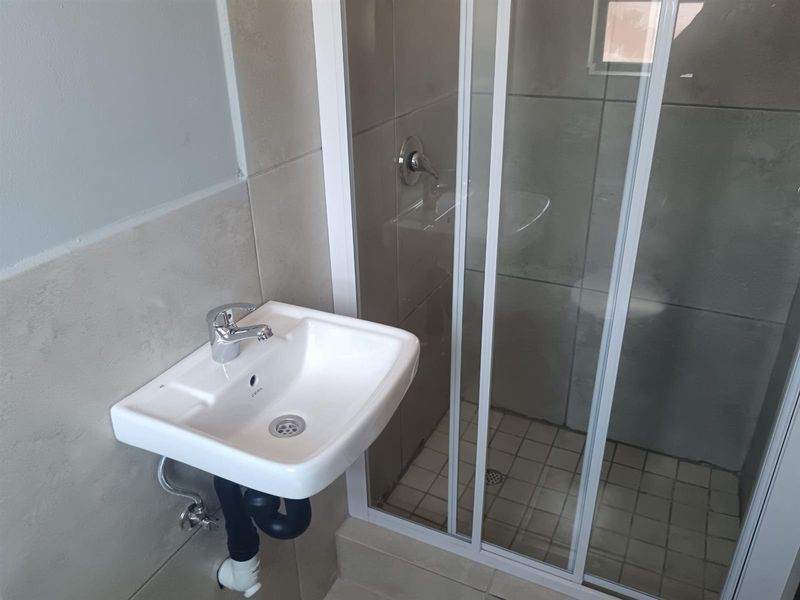 18 unit House For Sale in Cosmo City Ext 5 Roodepoort - Photo 7