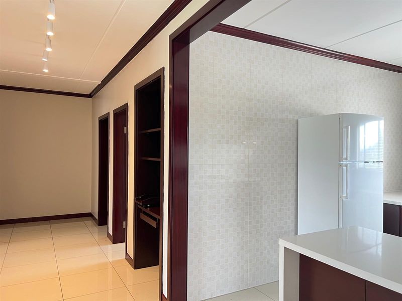 Modern 3bedroom Apartment in Summerset - Photo 8