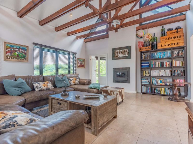 Where Light, Space And Estate Living Come Together - Photo 7