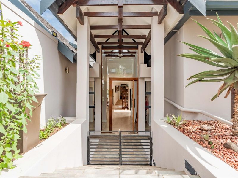 Where Light, Space And Estate Living Come Together - Photo 5