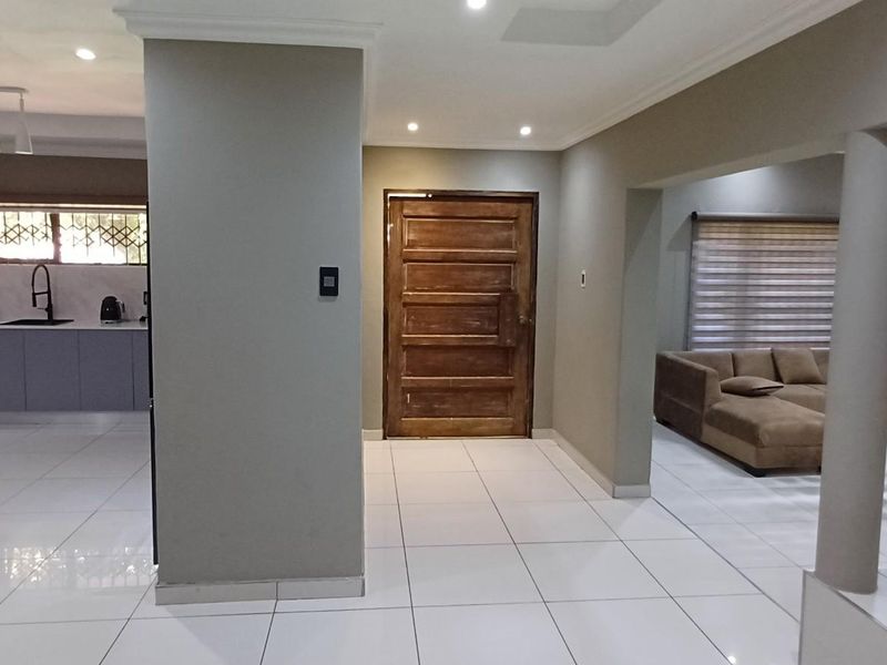 Step into the Future Spock would say - Photo 9