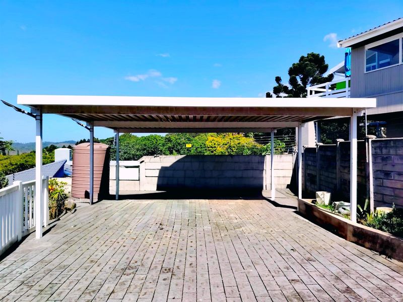 UPMARKET LUXURY IN LEISURE BAY - Photo 4