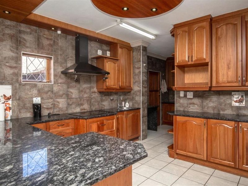 House For Sale in Birdwood Estate, Hartbeespoort, North West - Photo 9