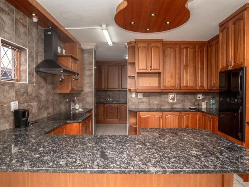 House For Sale in Birdwood Estate, Hartbeespoort, North West - Photo 8