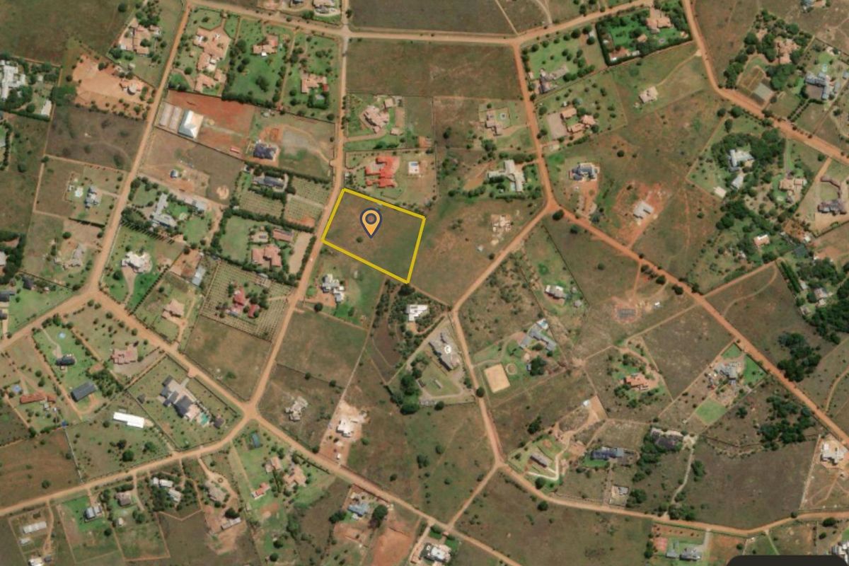 Country living at its best - secure 1-hectare stand in Rietvlei View Country Estate! - Photo 2