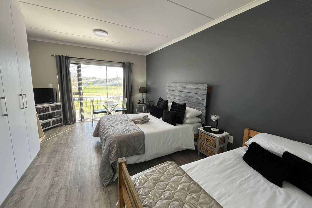 Self-Catering Studio Apartment in Haasendal, Kuils River - Photo 3
