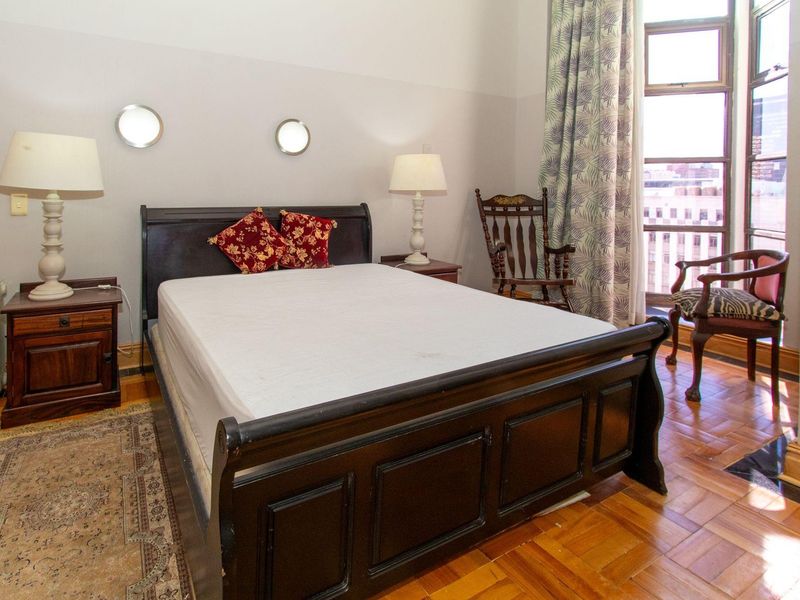 127sqm 2 Bedroom Apartment To Rent in Cape Town City Centre - Photo 6