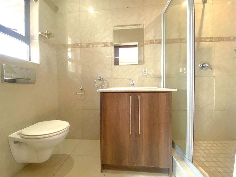 Exquisite Family Retreat with Luxury Finishes and Entertainer's Dream Patio - Photo 10