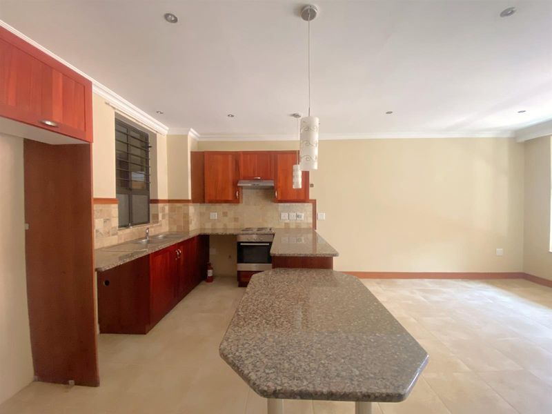 Elegant Second-Floor Retirement Unit in Kingswood Village - Photo 6