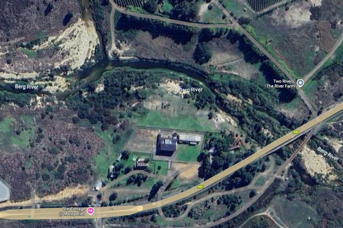 Exceptional Riverside Farm in the Prestigious Franschhoek Valley - Photo 3