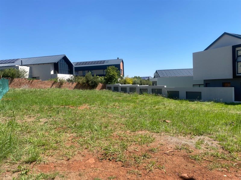 Large Stand in the Exclusive The Hills Lifestyle Estate - Photo 3