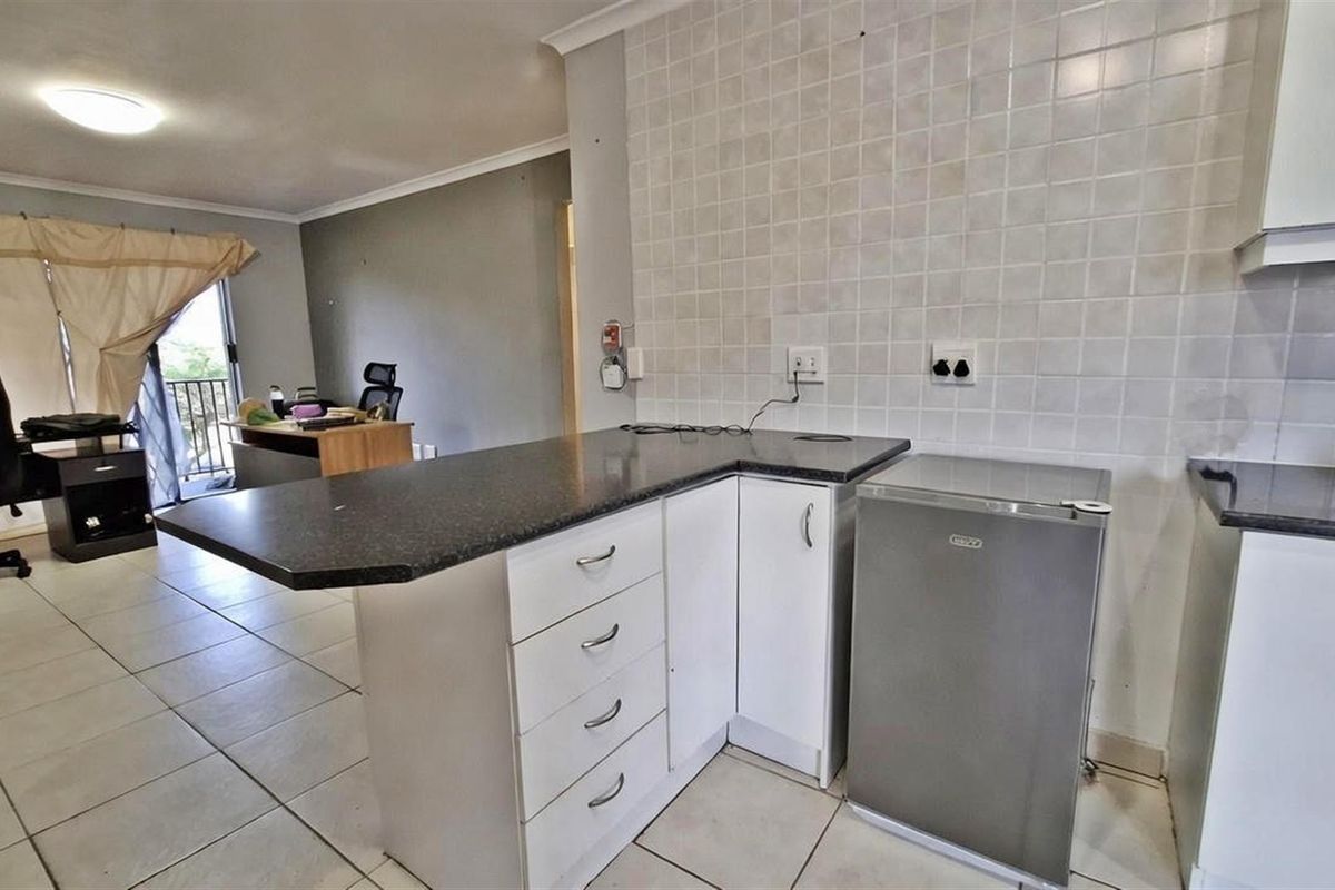 Apartment For Sale in Fairview Golf Estate, Gordons Bay - Photo 4
