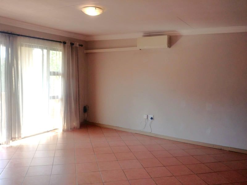 Spacious, Neat Apartment in Brooklands Lifestyle Estate 1 - Photo 8