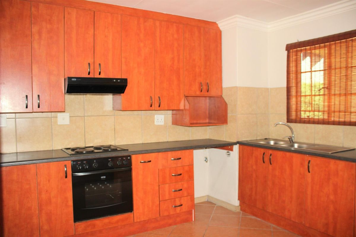 Spacious, Neat Apartment in Brooklands Lifestyle Estate 1 - Photo 5