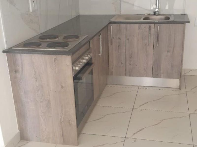 Apartment To Rent in Noordwyk, Midrand - Photo 8