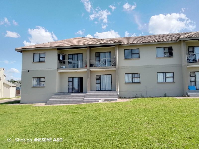 Apartment To Rent in Noordwyk, Midrand - Photo 2