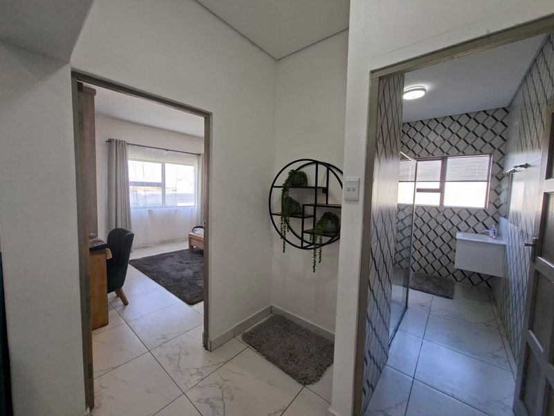 1 Bedroom Apartment To Rent in Noordwyk, Midrand - Photo 6