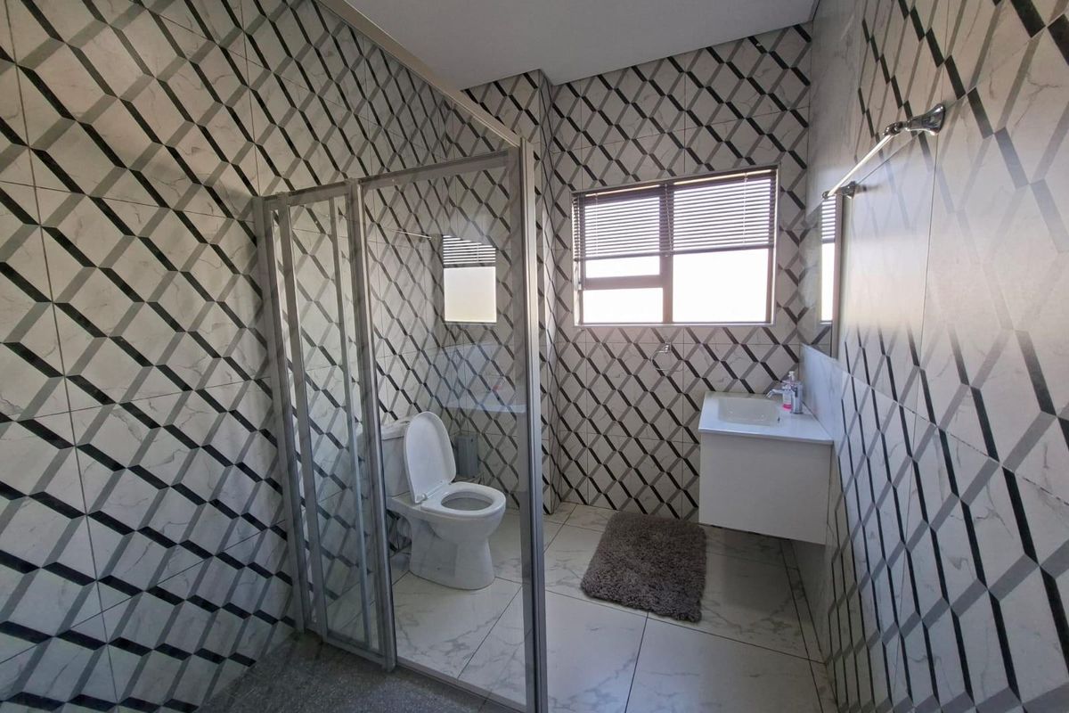 1 Bedroom Apartment To Rent in Noordwyk, Midrand - Photo 5