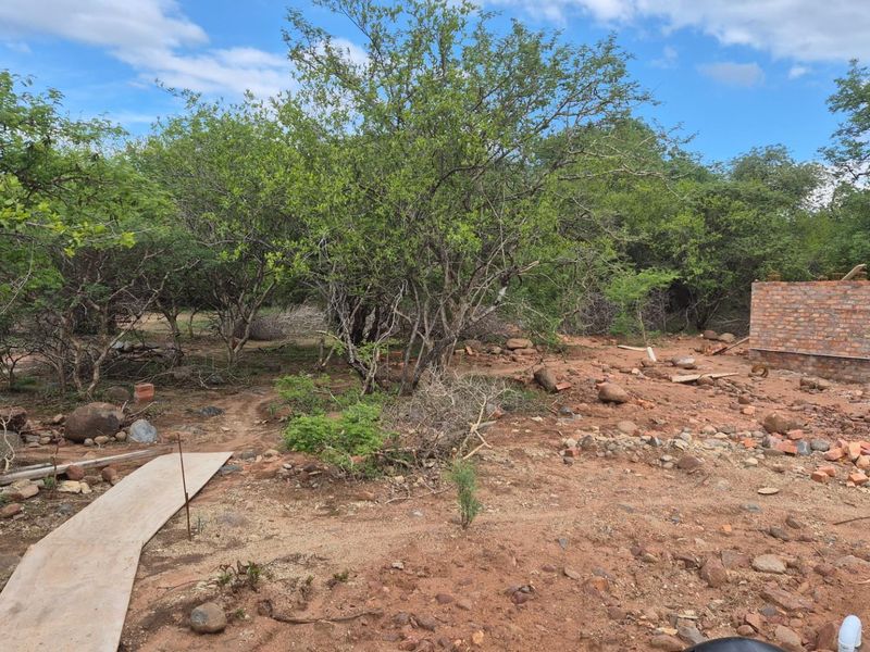 Brand new House in building phase for sale in Blyde Wildlife  Estate, Hoedspruit. No Transfer Duty - Photo 10