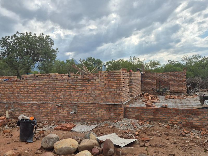Brand new House in building phase for sale in Blyde Wildlife  Estate, Hoedspruit. No Transfer Duty - Photo 8