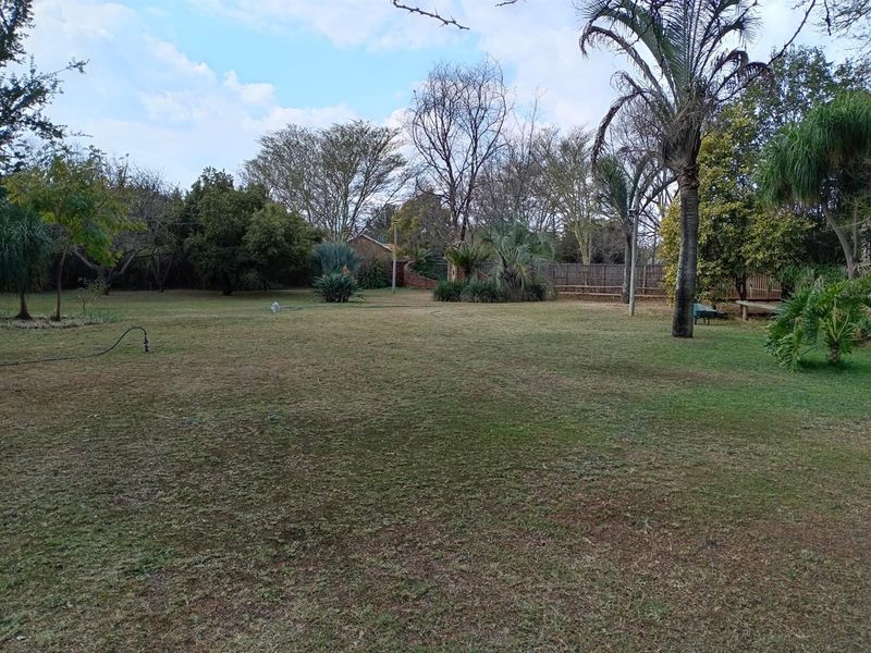 Spacious house in Derdepoort to rent - Photo 4