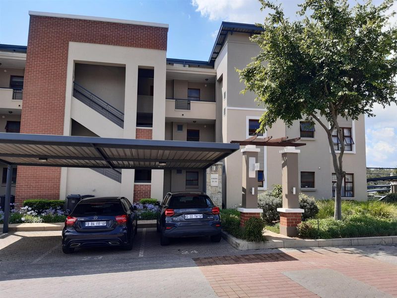2 bed Apartment For Sale Douglasdale - Photo 10