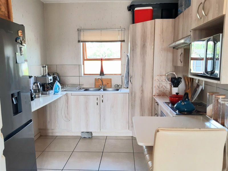 2 bed Apartment For Sale Douglasdale - Photo 6