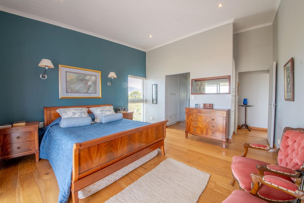 House For Sale in Pringle Bay - Photo 5