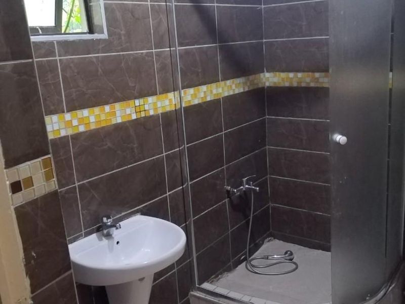 House For Sale in Chatsworth, KwaZulu Natal - Photo 10