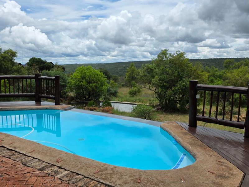 Private Lodge in Mabalingwe Nature Reserve - A Big 5 Lodge of Peace and Tranquillity - Photo 7