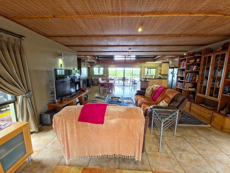 Private Lodge in Mabalingwe Nature Reserve - A Big 5 Lodge of Peace and Tranquillity - Photo 9