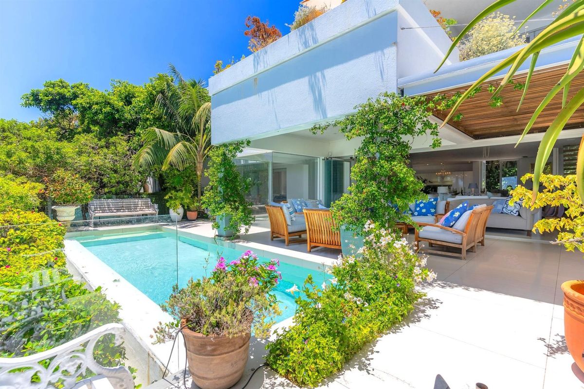 A serene coastal sanctuary perched in one of Camps Bay’s most exclusive elevated positions. - Photo 2