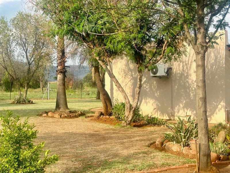 Farm For Sale in Kameeldrift West, Hartbeespoort - Photo 2