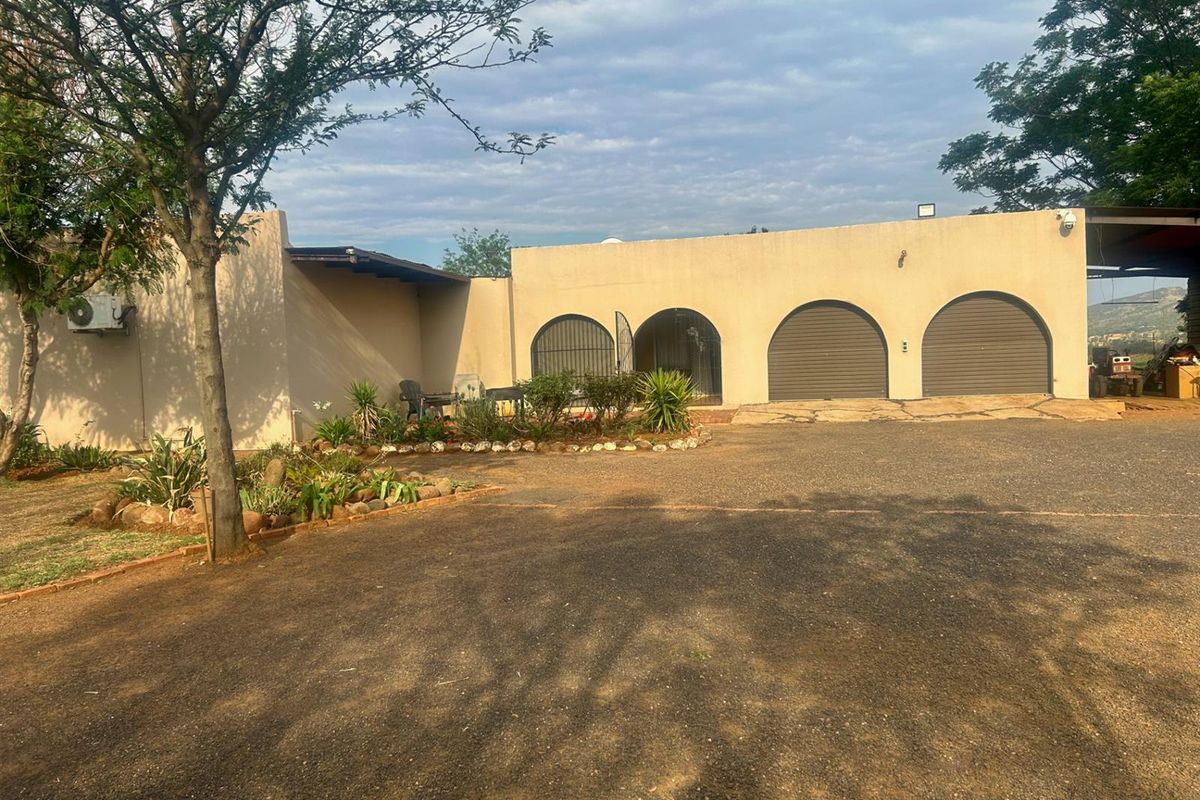 Farm For Sale in Kameeldrift West, Hartbeespoort - Photo 3