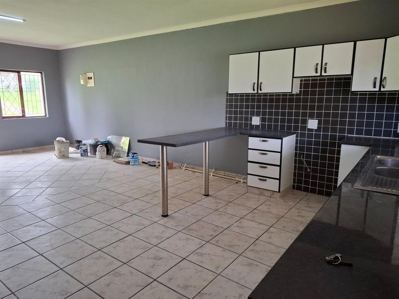 Shared property To Rent in Port Edward, KwaZulu Natal - Photo 6
