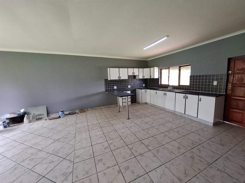 Shared property To Rent in Port Edward, KwaZulu Natal - Photo 3