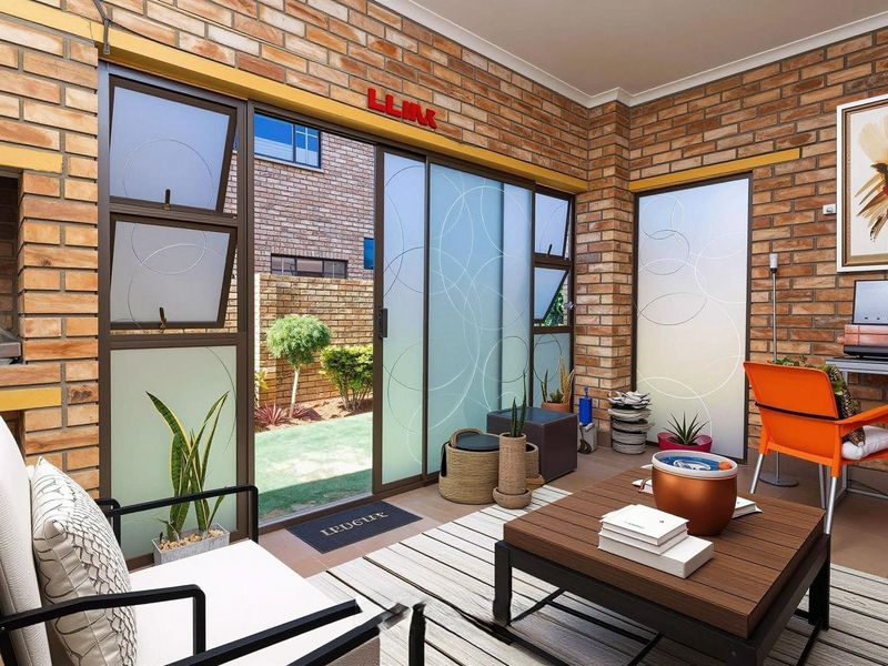 For Sale Spacious 152m2 Sectional Title | 3 Bed, 3 Bath | Double Garage - Photo 5