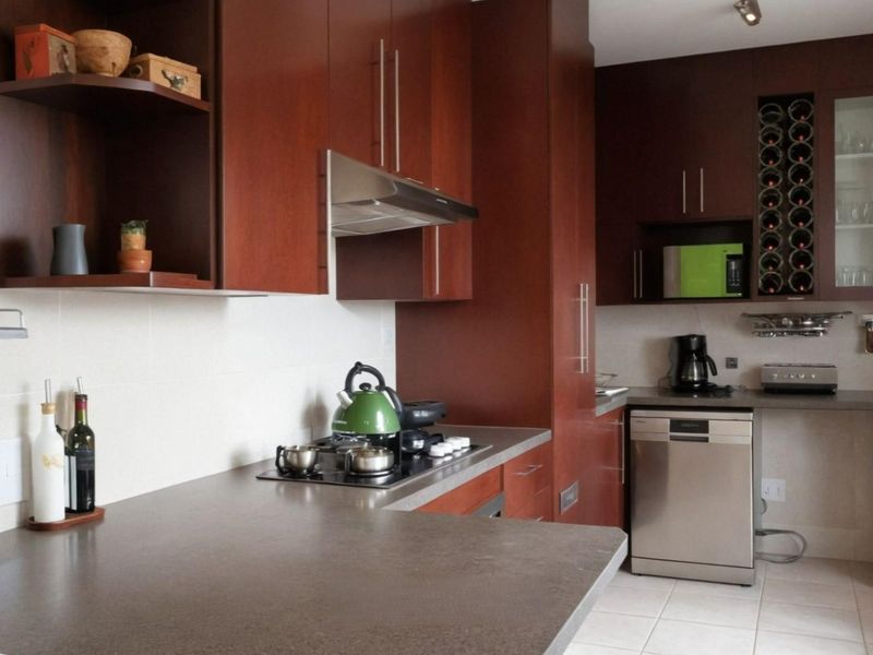 For Sale Spacious 152m2 Sectional Title | 3 Bed, 3 Bath | Double Garage - Photo 3