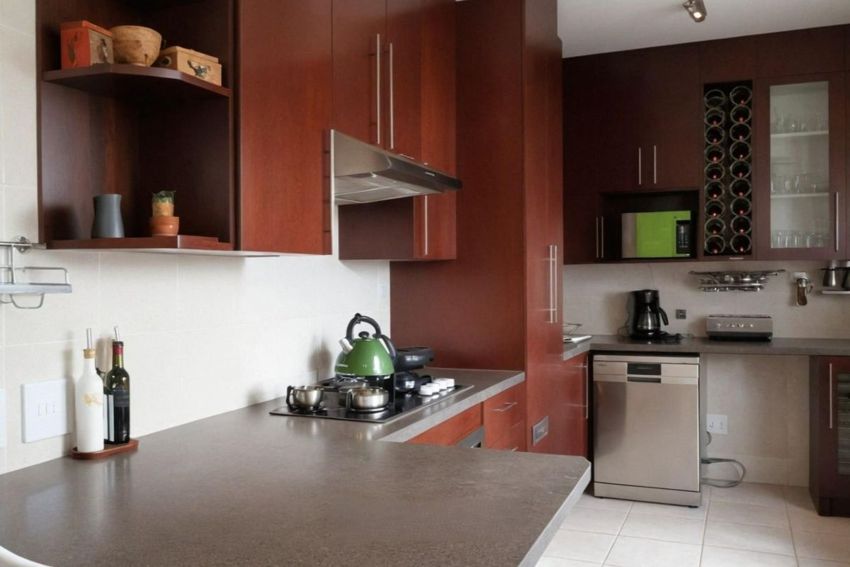 For Sale Spacious 152m2 Sectional Title | 3 Bed, 3 Bath | Double Garage - Photo 3