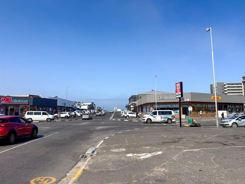 Prime Beachfront-Node Commercial Investment in Bloubergstrand - Photo 5