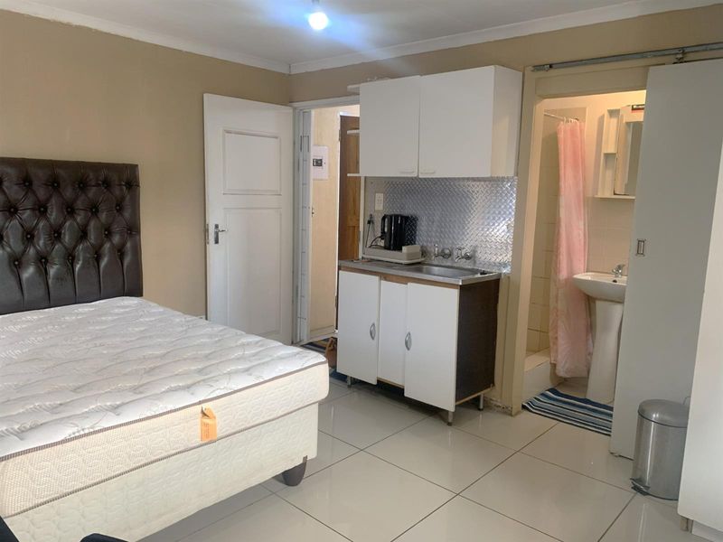 Apartment To Rent in Scottsville, Pietermaritzburg, KwaZulu Natal - Photo 4