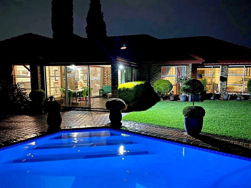 Immaculate Full Title Townhouse in a well situated and popular complex. Extra low levies!! - Photo 6