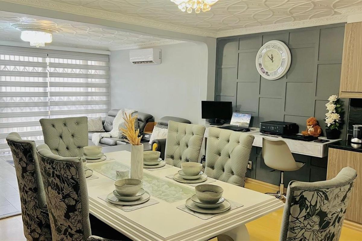 Immaculate Extended 3 Bedroom Duplex for Rent in Sunford - Photo 4