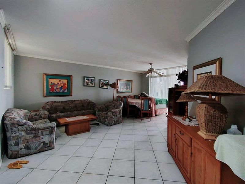 Make it your own BARGAIN BUY - Photo 9