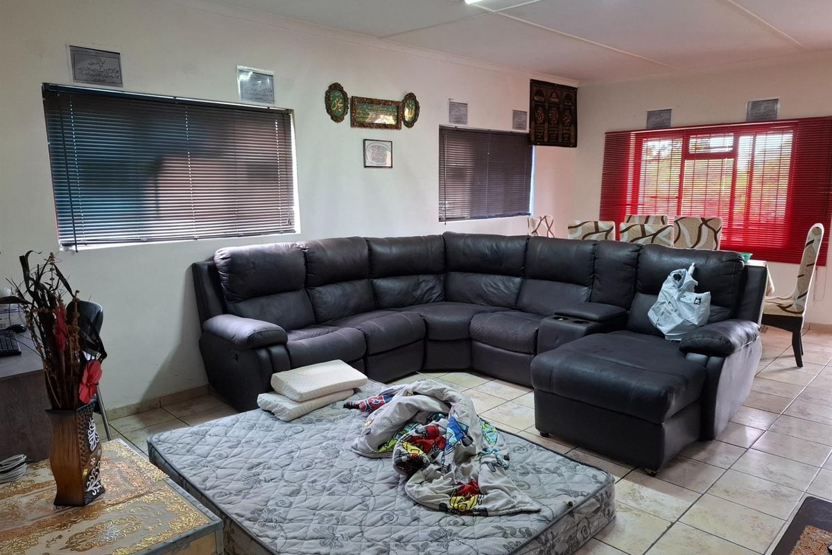 House For Sale in Marburg, Port Shepstone, KwaZulu Natal - Photo 4